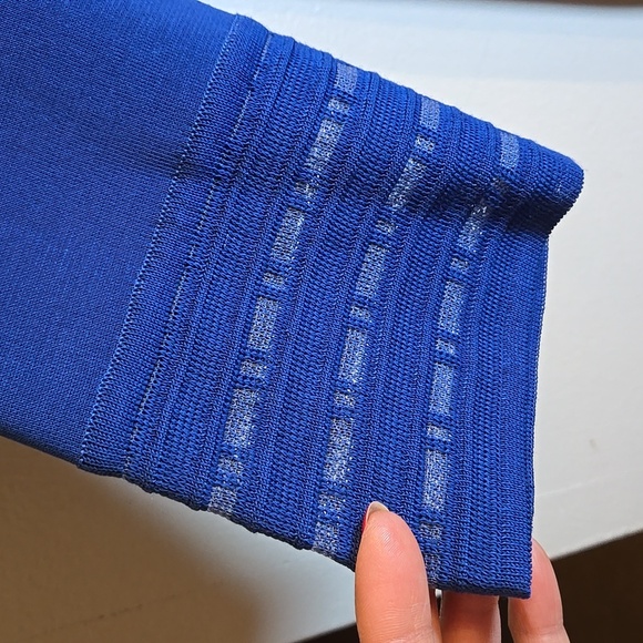 Misook Textural V-Neck Knit Midi Dress In Starry Midnight Blue NWOT - Picture 4 of 13